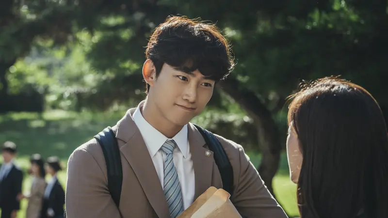 Ok Taecyeon dalam Vincenzo. (Foto: Netflix)