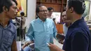 Ekonom senior Rizal Ramli menyampaikan kritikan kepada Capres Nomor Urut 01 mengenai pidatonya kemarin di Tebet, Jakarta, Senin (25/2). Rizal menyebut harusnya Jokowi berani untuk minta maaf kepada rakyat Indonesia. (Liputan6.com/Johan Tallo)