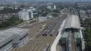 PT MRT Jakarta (Perseroda) bersama PT Bumi Serpong Damai Tbk (Sinar Mas Land) melibatkan pihak-pihak berkepentingan lainnya dan Kementerian Perhubungan secara resmi memulai studi kelayakan pengembangan rute baru MRT dari Lebak Bulus menuju Serpong, Tangerang Selatan, Banten. (merdeka.com/Arie Basuki)