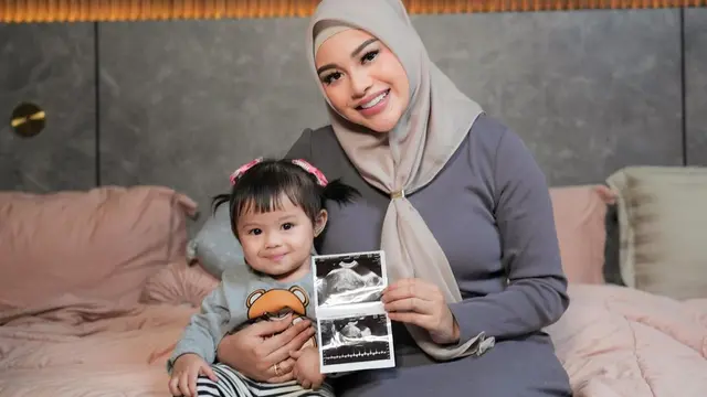 Atta Halilintar dan Aurel Hermansyah (Instagram/attahalilintar)