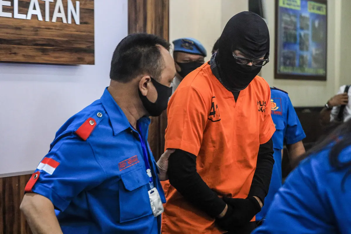 Gunakan Ganja, Aktor Dwi Sasono Ditangkap Polisi