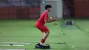Kekalahan tersebut membuat posisi Indonesia melorot ke peringkat ketiga klasemen sementara Grup A. Tampak dalam foto, pemain Timnas Indonesia menggelar sesi latihan terakhir jelang laga melawan Vietnam pada laga terakhir Grup A Piala AFF U-17 2026 di Stadion Gelora 10 November, Surabaya, Jawa Timur, Sabtu (18/4/2026). (Bola.com/M Iqbal Ichsan)