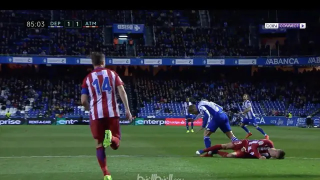 Berita video pemain Atletico Madrid, Jose Gimenez, terlihat sangat panik ketika Fernando Torres terjatuh dan kepalanya menghantam tanah.