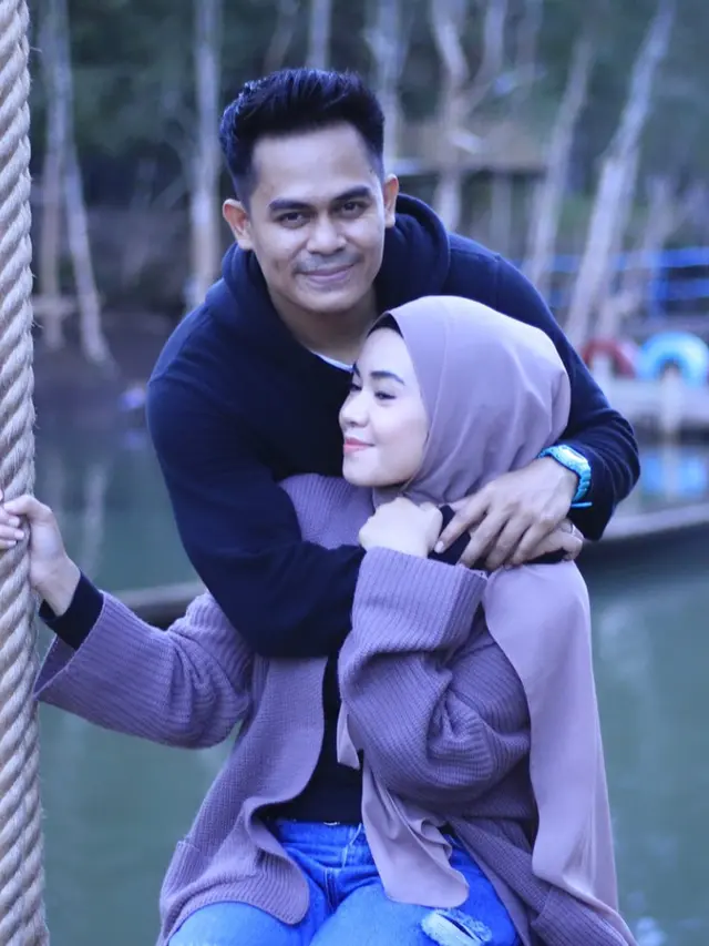 Terlibat Cinta Lokasi, Ini 6 Potret Harmonis Tria dan Ady Bima D'Academy