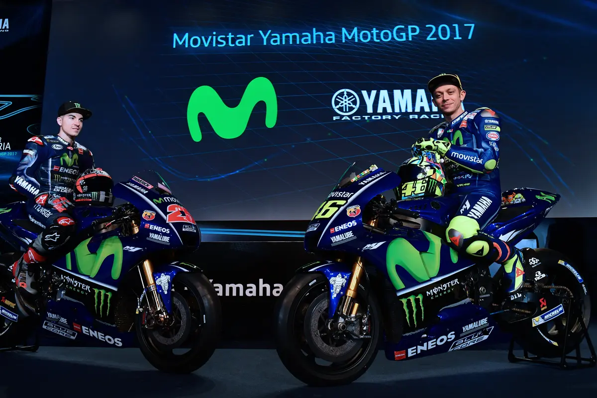Maverick Vinales dan Valentino Rossi