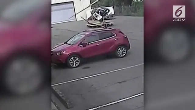 VIDEO: Nahas, Rekaman Helikopter Polisi Jatuh di Arkansas