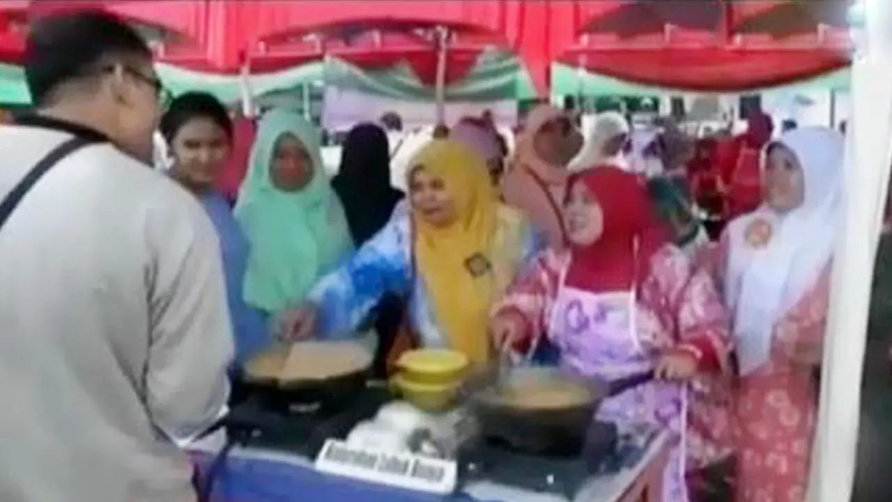 Lomba Membuat Rendang