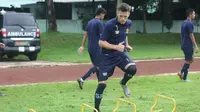 Gelandang PS Tira asal Argentina, Mariano Berriex. (Bola.com/Permana Kusumadijaya)