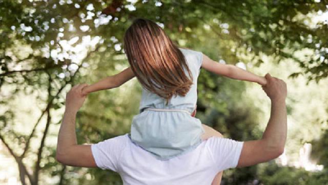 Ilustrasi ayah dan anak