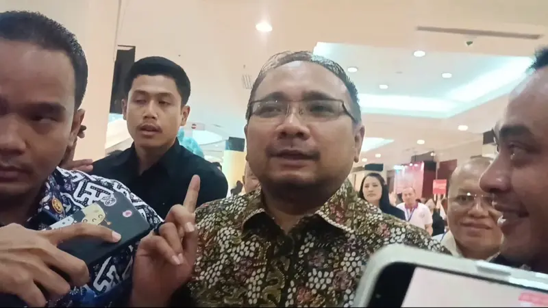 Menteri Agama (Menag) Yaqut Cholil Qoumas menghadiri kegiatan dialog kebangsaan dan Rakernas Gerakan Kristen Indonesia Raya (Gekira) di Hotel Bidakara, Jakarta, Sabtu (3/8) (Merdeka.com)