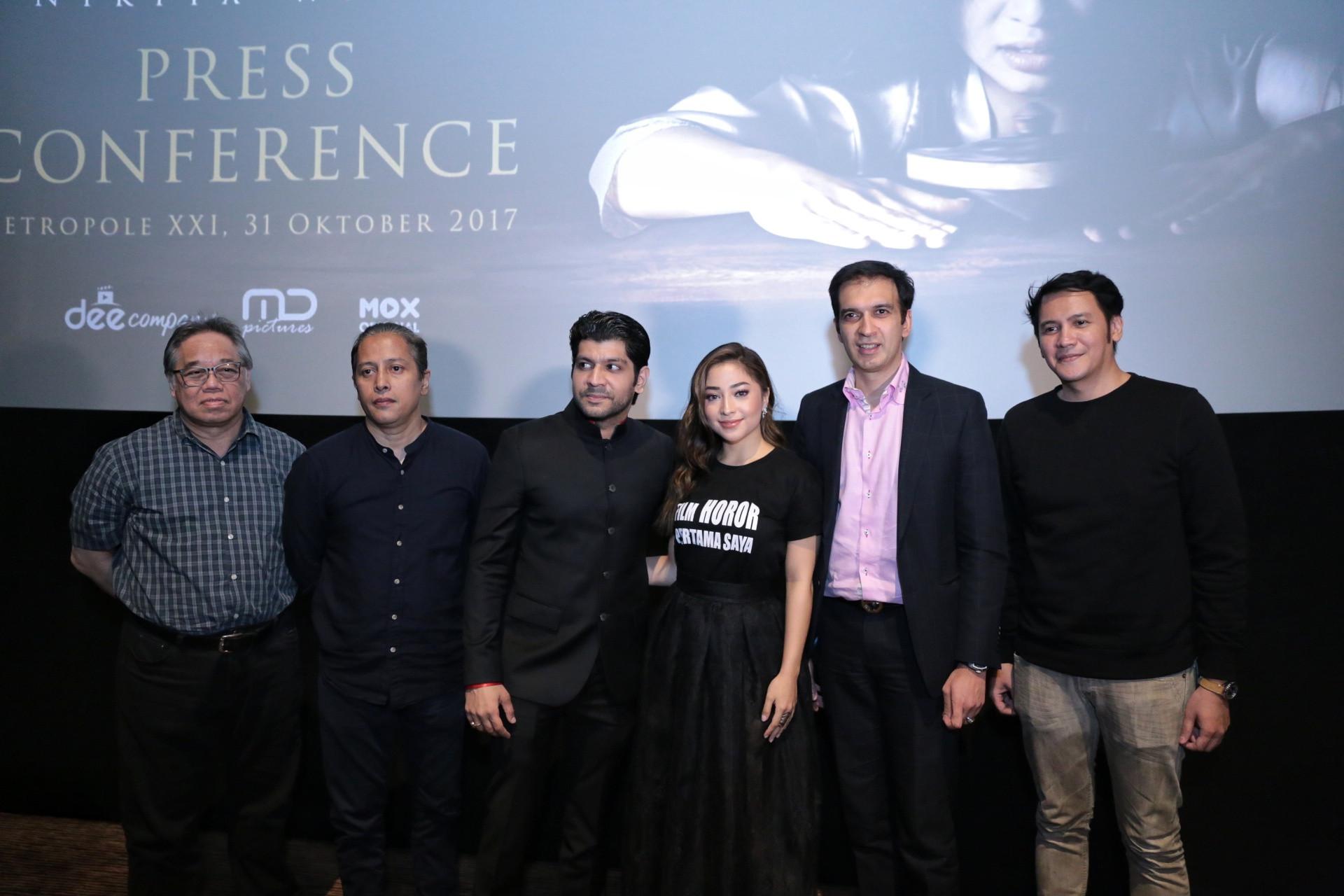 Film 90 An Rendi Bragi Anak Band Yang Beralih Ke Akting News Entertainment Fimela Com