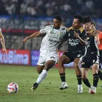 Eksperimen Bojan Hodak: Pemain Timnas dalam Strategi Persib di Piala Presiden