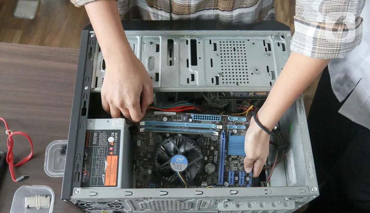 Seperti kejuruan merakit computer, tata boga, perhotelan, tata busana, tata rias dan lainnya. (Liputan6.com/Herman Zakharia)