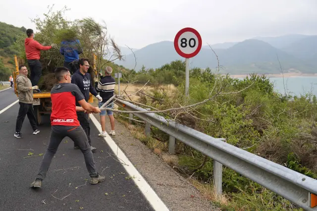 Area Hutan Pegunungan di Spanyol Dibersihkan