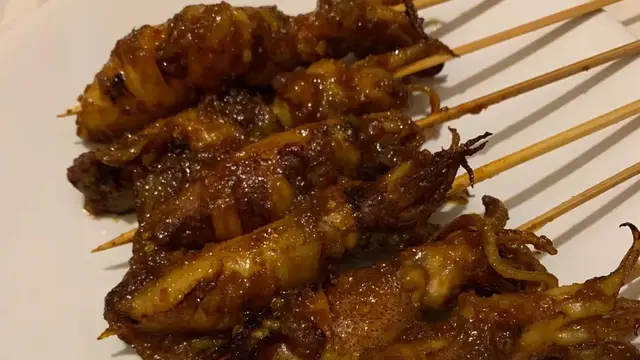 Resep cumi bakar teflon bumbu pedas manis. (dok. Cookpad @madamefeysha)