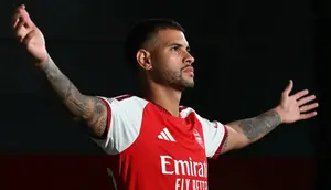 Bruno Guimaraes Resmi Gabung Arsenal, Transfernya Cetak Rekor