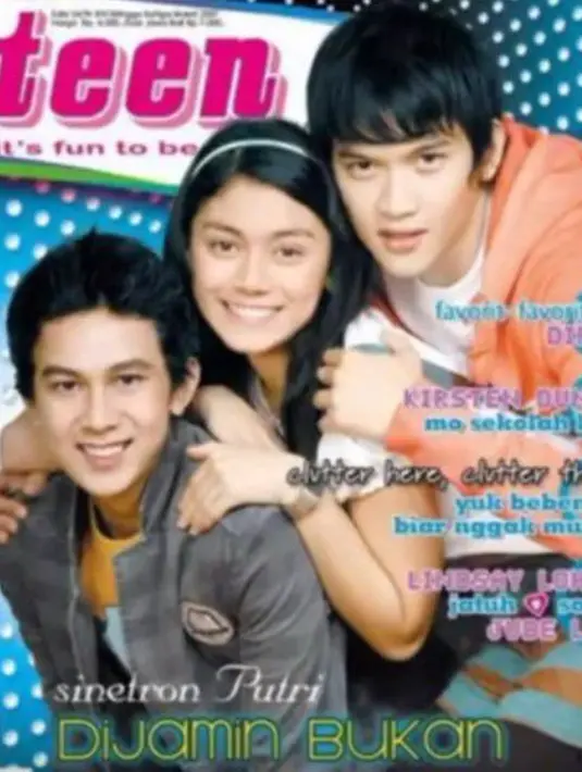 Momen saat Rezky Aditya, Fandy Christian, dan Thalita Latief jadi sampul majalah ketika berperan dalam sinetron berjudul Putri. Mereka tampil dalam salah satu cover majalah jadul.(Liputan6.com/YouTube/@avril_lyta)