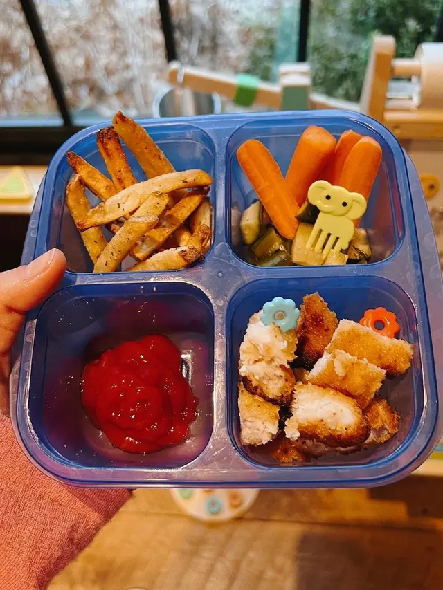 Menu makan yang disiapkan Gigi Hadid untuk putrinya, Khai. (Foto: Instagram/gigihadid)