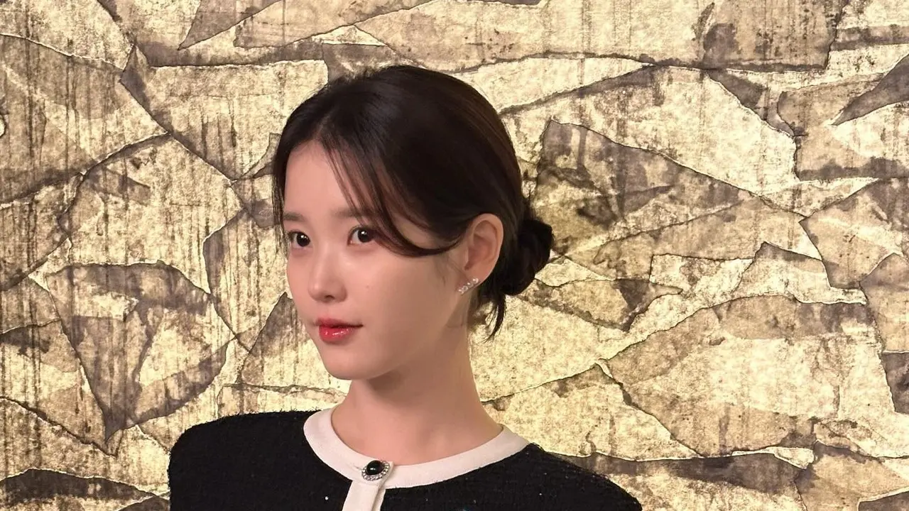 IU