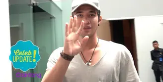 Ammar Zoni ikut berpartisipasi dalam pemotretan 18 artis pecinta olahraga edisi spesial ulang tahun Bintang.com yang ke2