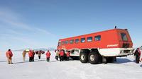 Alat transportasi di Benua Antartika (Sumber: brightside)