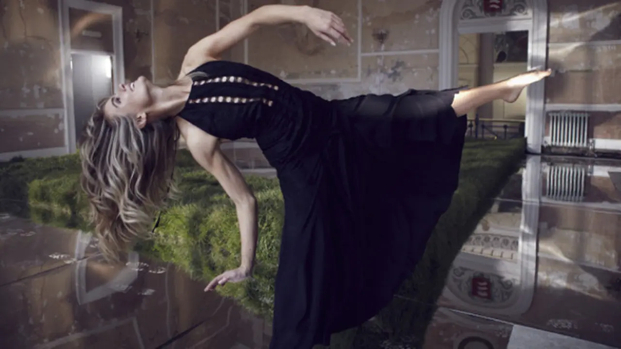 Cressida Bonas for Mulberry 0315