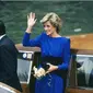 Tips Sontek Gaya Pakaian Putri Diana dari Ahli Fesyen Inggris. (dok.Instagram @spaghettiheritage/https://www.instagram.com/p/CHGN_hlhp33/Henry)