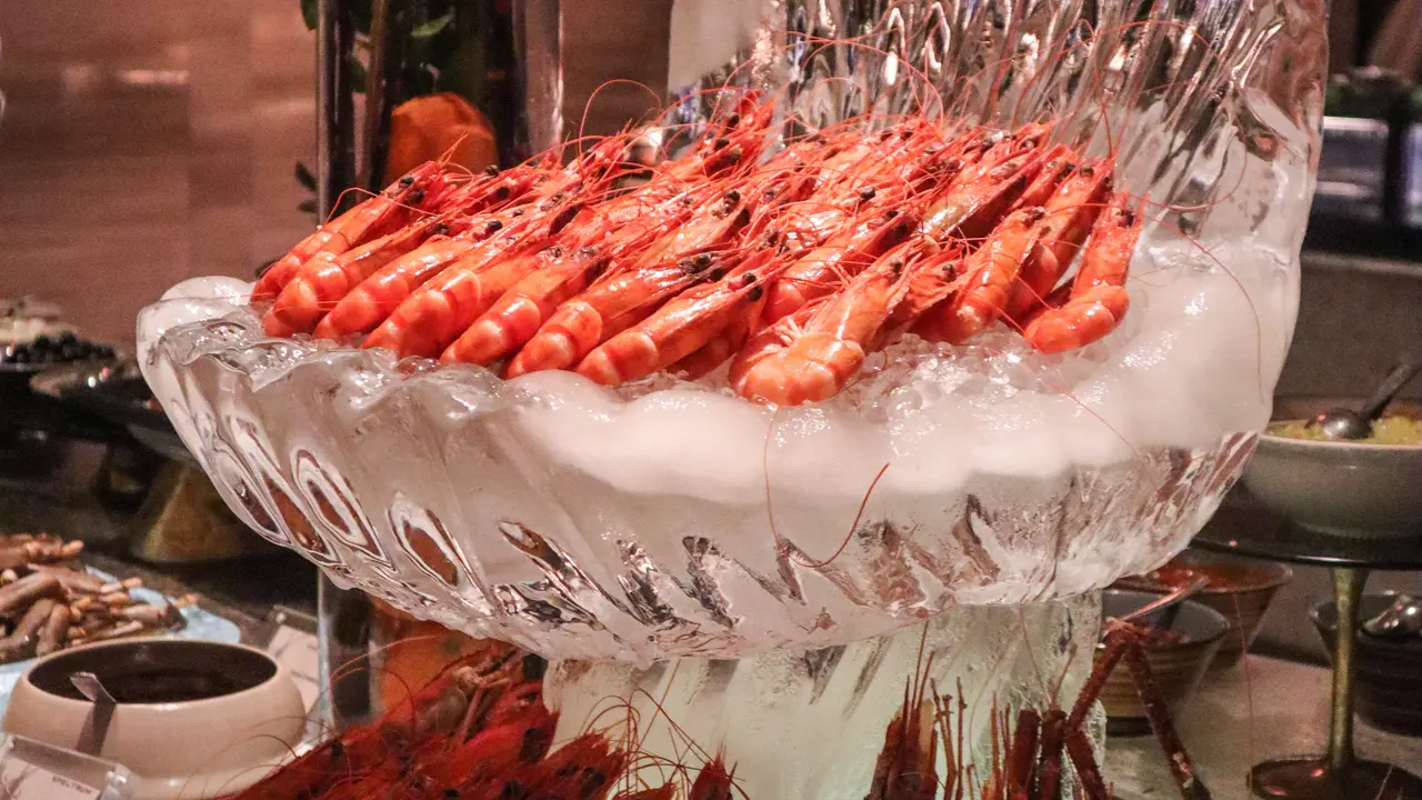 Menikmati Lobster Sepuasnya Setiap Jumat dengan Beragam Olahan di Fairmont Jakarta