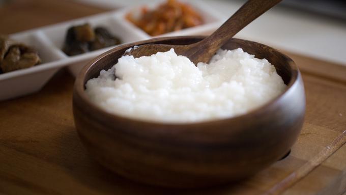 Tips Membuat Bubur Nasi yang Pulen Lembut dan Tidak Lembek ...