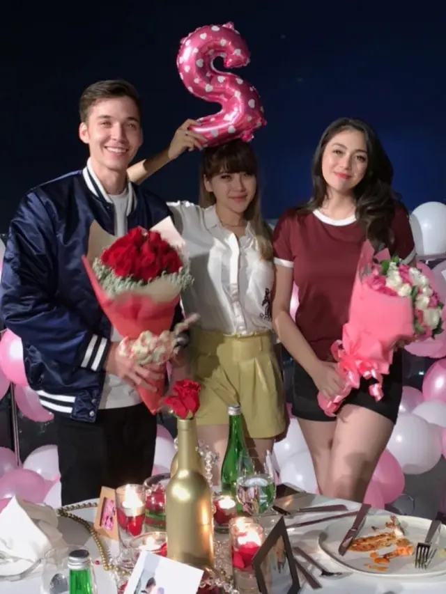 6 Potret Kedekatan Celine Evangelista dan Marissa Brigitta, Adik Kakak