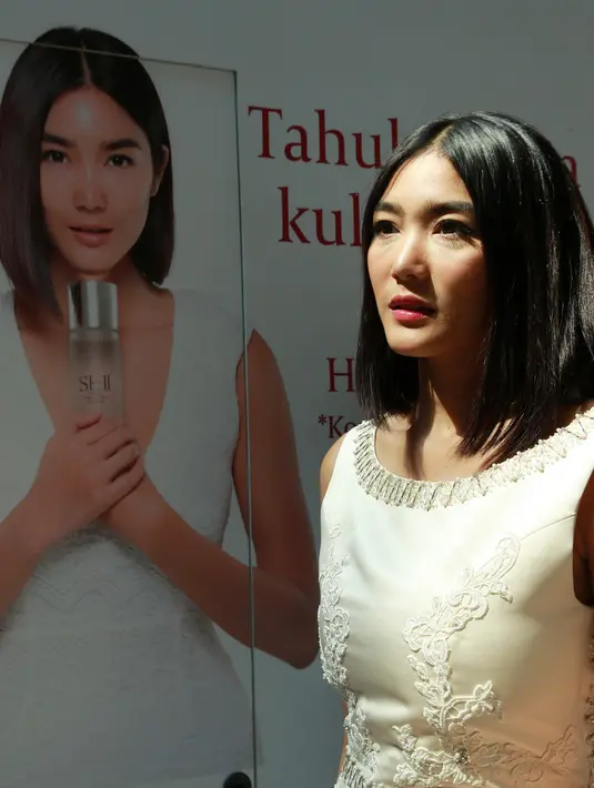 Selain bentuk tubuh indah dan paras cantik oriental, wanita berusia 27 tahun Domi memiliki gaya berjalan yang khas saat melenggang di runway. (Deki Prayoga/Bintang.com)