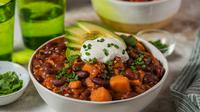 Tasty plant based recipes for vegans. (Photo: Svitlana/Unsplash)