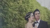 Delon Thamrin dan Yeslin Wang saat pernikahan (Dok. Pribadi)