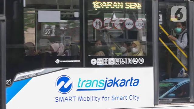 Kantor Bisa WFO 100 Persen, Kawasan Thamrin Ramai Pekerja