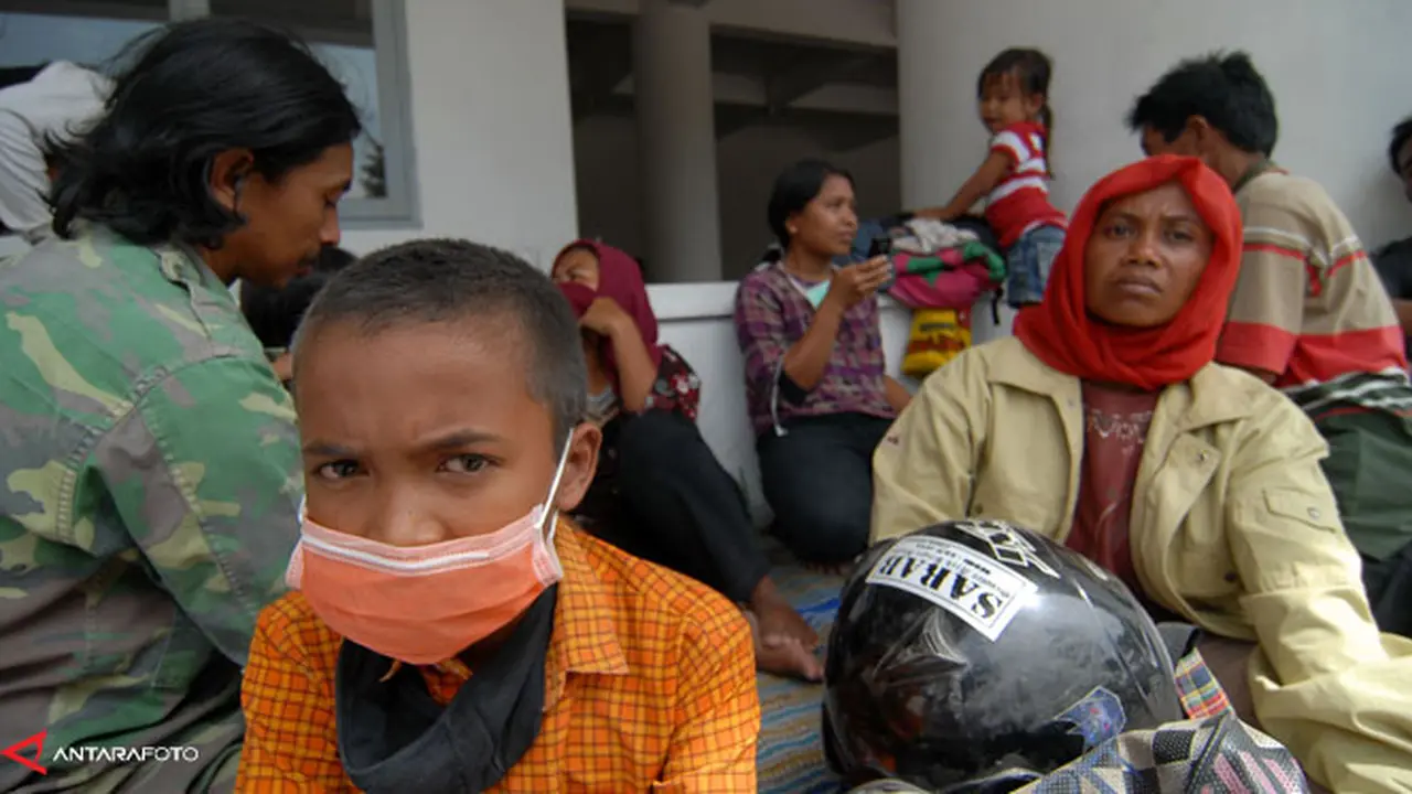 pengungsi-kelud-140215c.jpg