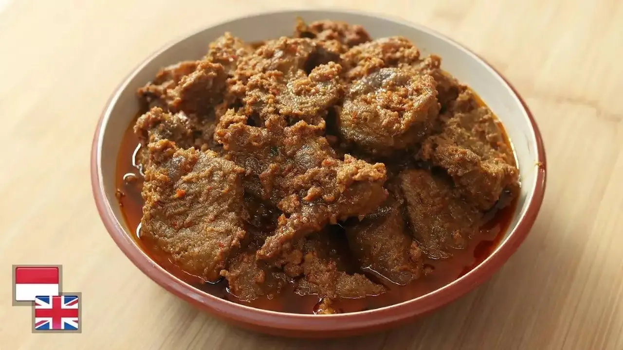 Resep rendang bumbu Jawa chef Devina Hermawan. (dok. Cookpad @devinahermawan)