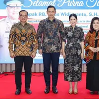 Annisa Pohan Dampingi AHY Mengenakan Batik Sarimbit. [@annisayudhoyono]