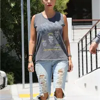 Untuk kesekian kalinya, masalah rumah tangga kembali menghantam Kourtney Kardashian dan Scott Disick. (via dailymail.co.uk)