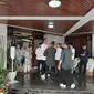 Menteri Investasi/Kepala Badam Koordinasi Penanaman Modal (BKPM) Bahlil Lahadalia menggelar open house pada momen Idul Fitri 1445H, Rabu (10/4/2024). (Foto: Liputan6.com/Arief R)