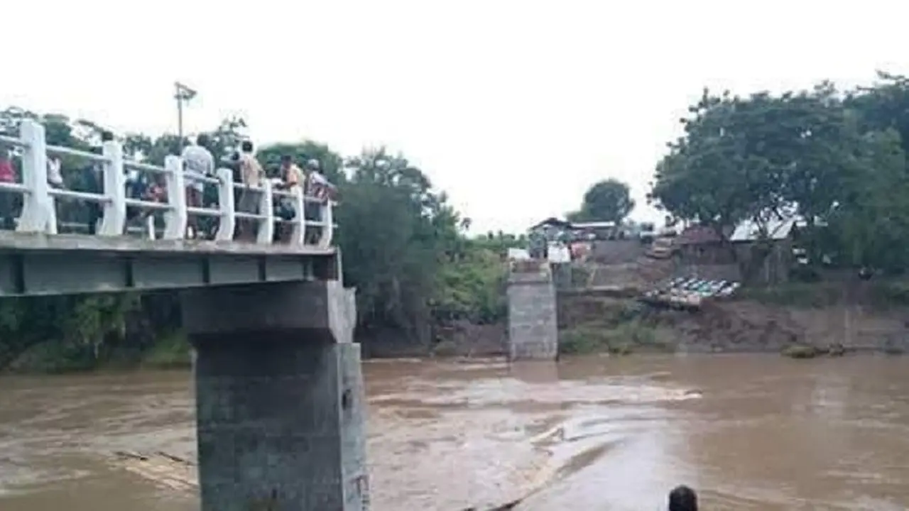 Jembatan Putus di Brebes