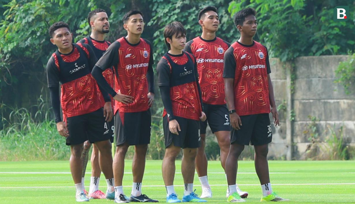 Para pemain Persija Jakarta saat sesi latihan jelang laga melawan Persib Bandung dalam lanjutan BRI Super League di Persija Training Ground, Bojongsari, Depok, Kamis (7/5/2026). (Bola.com/M Iqbal Ichsan)