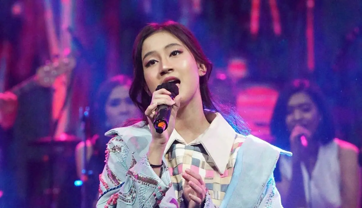 <p>Momen Keisya Levronka 'Indonesian Idol' Saat Manggung. (Sumber: Instagram/keisyalevronka)</p>