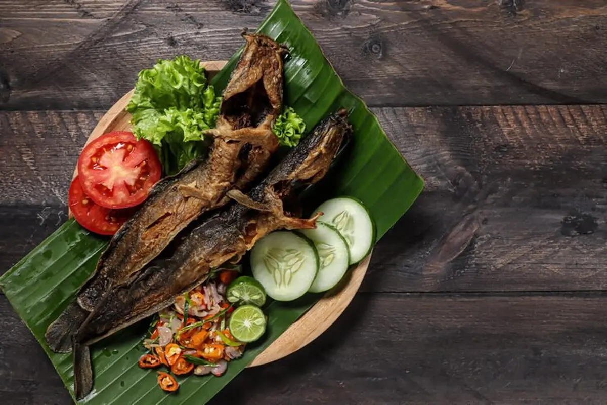 Pecel Lele (Sumber: Freepik)