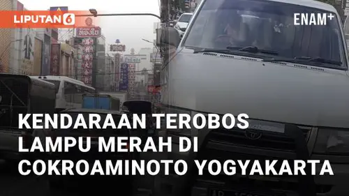 VIDEO: Detik-detik Kendaraan Terobos Lampu Merah di HOS Cokroaminoto Yogyakarta