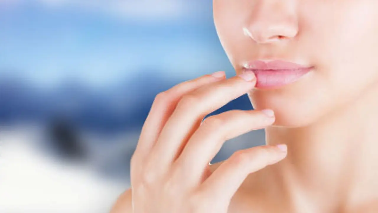 Yuk, Bikin Lip Balm Minyak Kelapa untuk Bibir Sehat