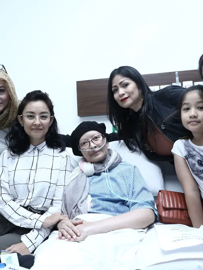 [Bintang] Linggasuri dan Yana Zein