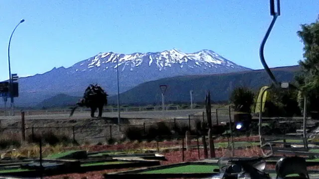 Gunung Ruapehu di Selandia Baru