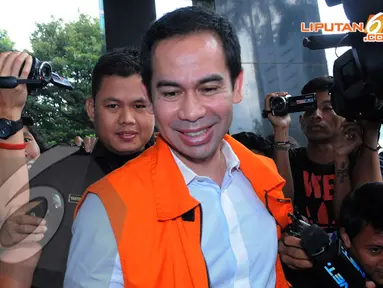 KPK menemukan lebih dari 100 aset milik Tubagus Chaeri Wardana (Wawan) yang berupa lahan dan bangunan. Jumat (11/4/2014) (Liputan6.com/Faisal R Syam).