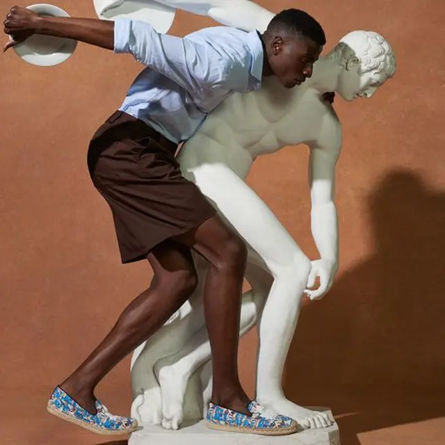 Selebrasi Perjalanan Christian Louboutin Lewat Greekaba, Koleksi Bernuansa Yunani Kuno yang Unik