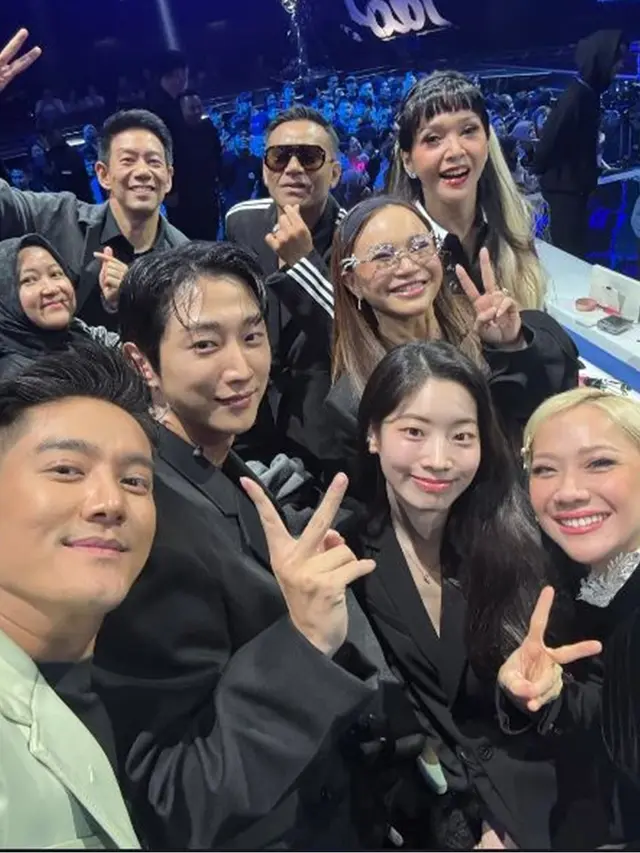 6 Potret Jinyoung dan Dahyun Bareng Seleb Indonesia, Promosi Film di Jakarta